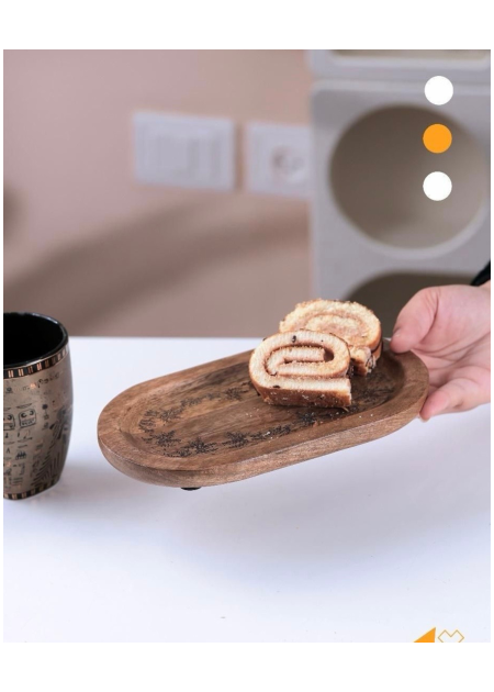 صحن تقديم مع زخرفة شجر الزيتون